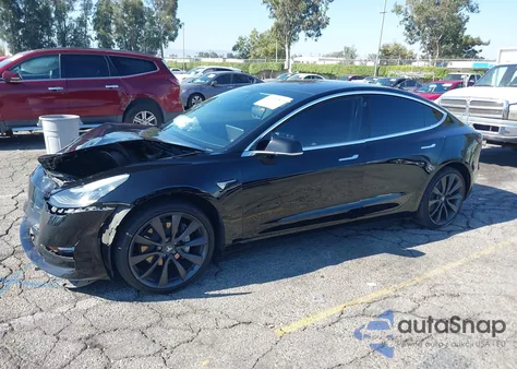 2018 Tesla Model 3 Long Range/Mid Range из США, поврежденный, VIN 5YJ3E1EA5JF176213